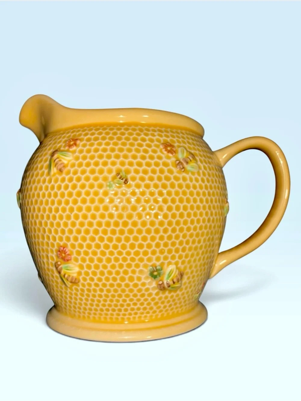 Williams Sonoma Honeybee Honeycomb Retired Ceramic Pitcher MSRP $145